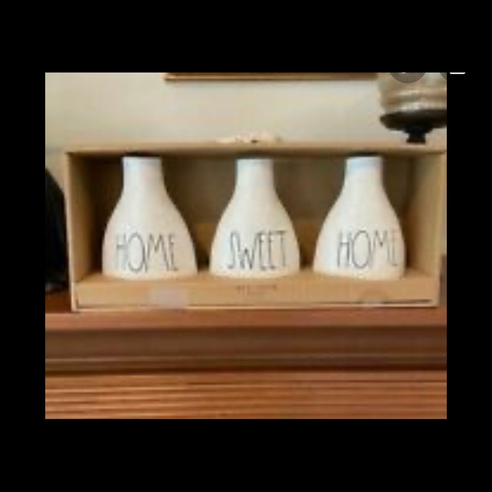 Rae Dunn “Home Sweet Home” Rose vases